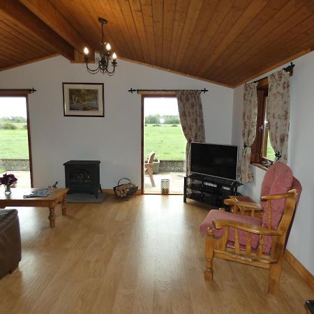 Chestnut Lodge Pilling Bagian luar foto