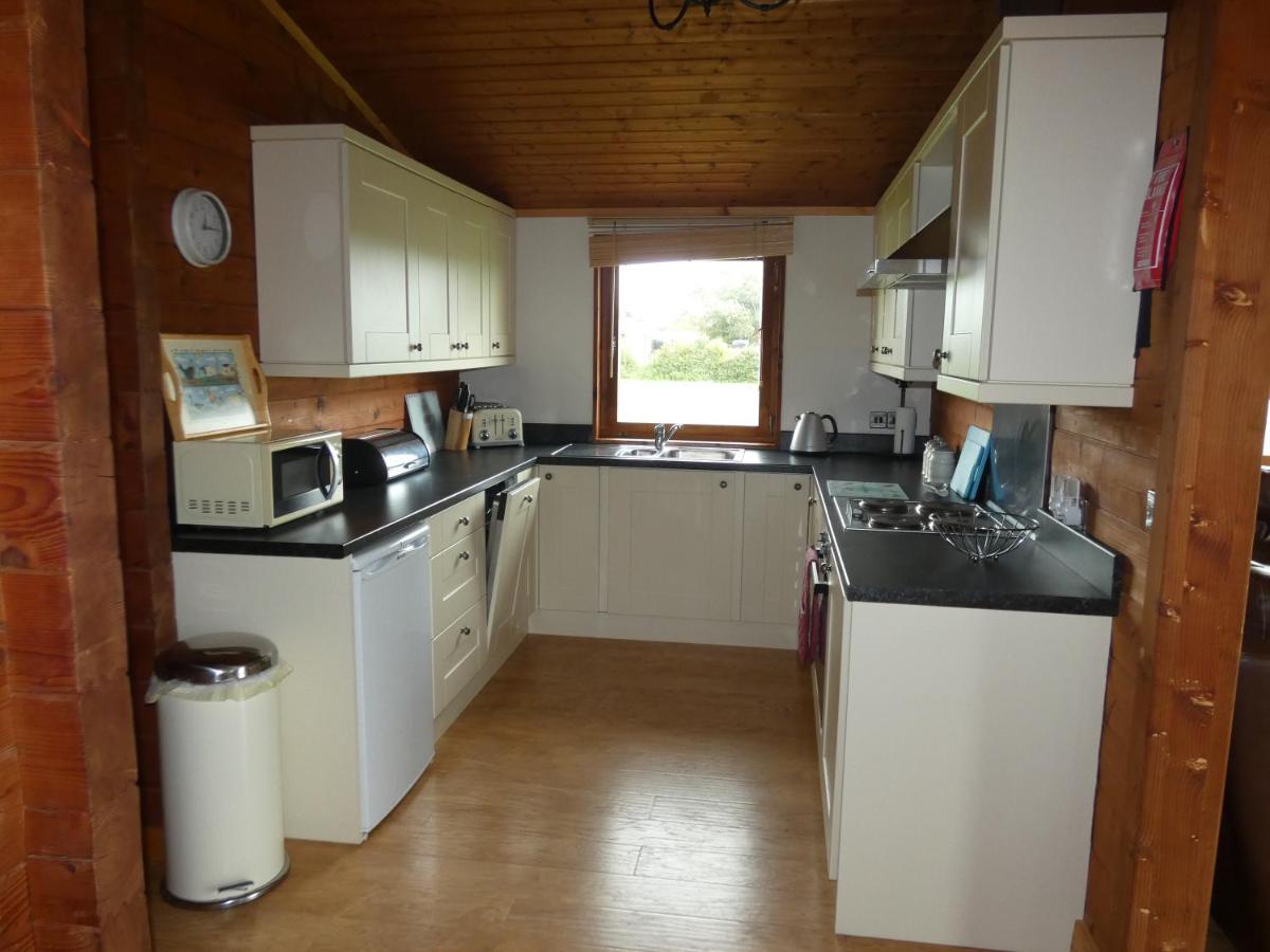 Chestnut Lodge Pilling Bagian luar foto